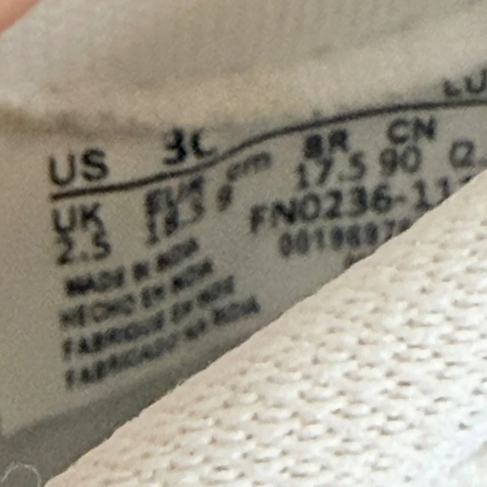 Nike Air Force 1 LE Kids Size 3C White Good Hook-and-Loop FN0236-111 Sneaker